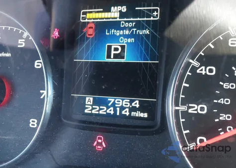 2013 Subaru Outback 2.5I Limited z USA, uszkodzony, nr VIN 4S4BRBLC6D3207489